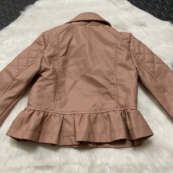 Coat - Picture 4 of 4